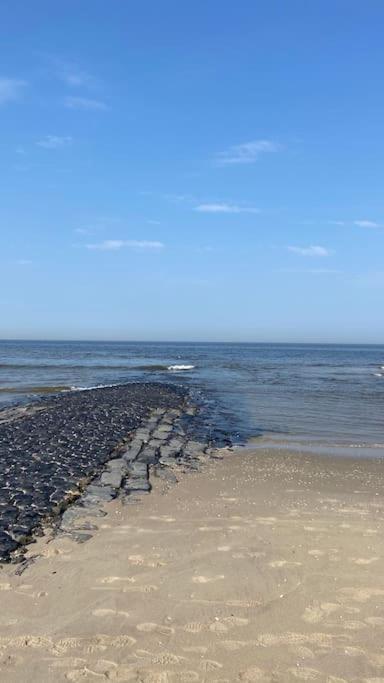 Strandhuisje Eva, Dicht Bij Zee Vila Callantsoog Exterior foto